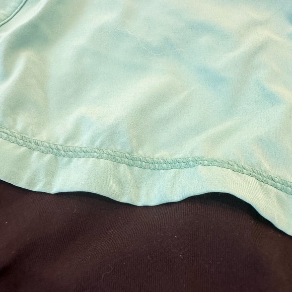 Athleta Ready-Set-Go 2-in-1 Short Size Small - Picture 3 of 4